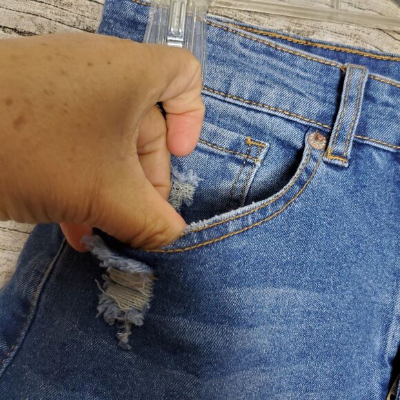 Jeans Jeans Ripped Denim Shorts Size Medium - Picture 2 of 6
